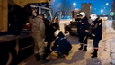 Два самогруза столкнулись на Ватутина в Новосибирске — видео спасательной операции