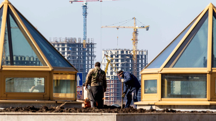 «Спрос снизился, но цены особо не поменялись»: риелторы — о ситуации на рынке недвижимости Казани