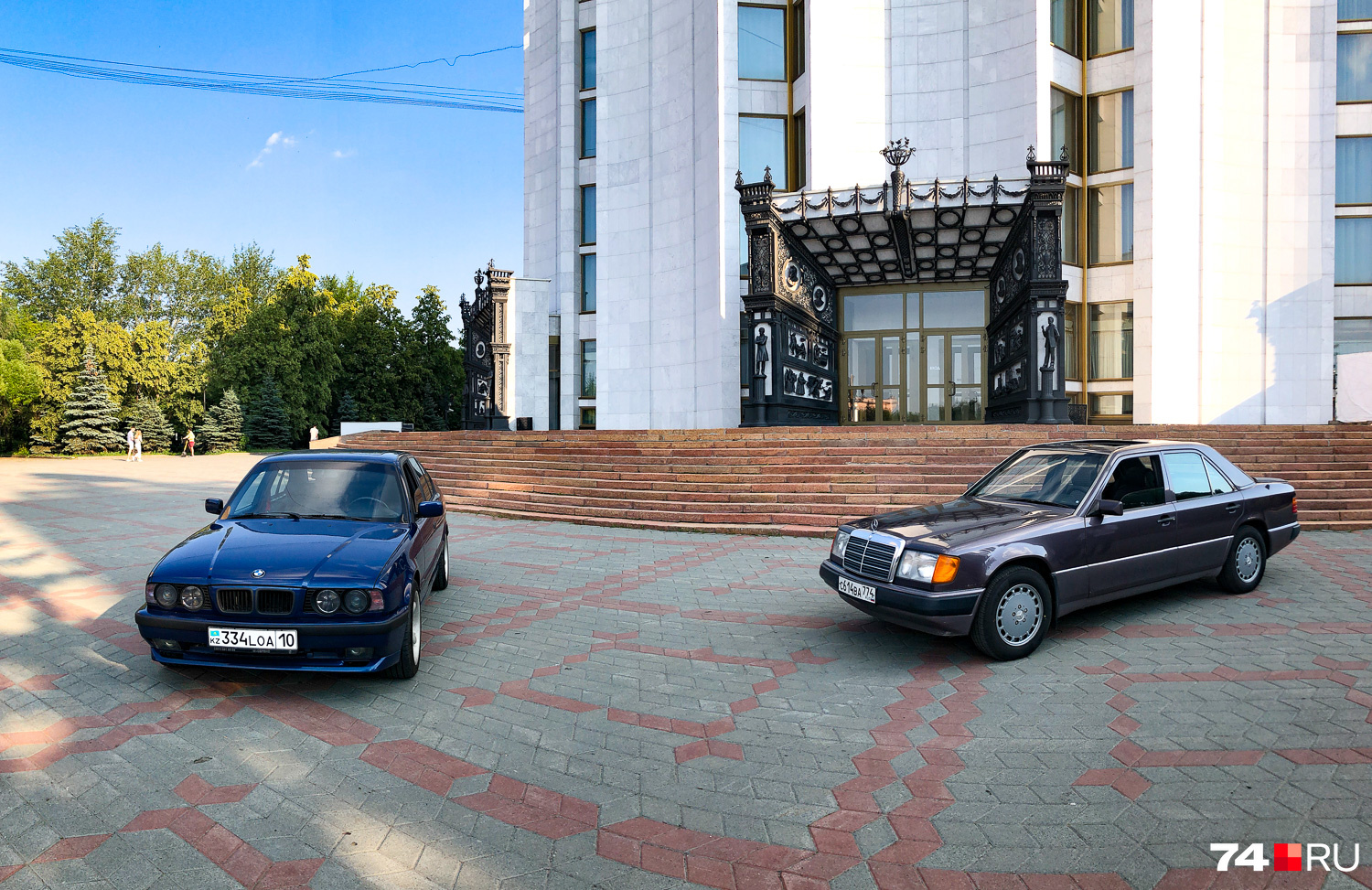 А эта сладкая парочка из 90-х — герои нашего репортажа <a href="https://74.ru/text/auto/2022/07/18/71488004/" class="_ io-leave-page" target="_blank">о любителях классического немецкого автопрома</a> А эта сладкая парочка из 90-х — герои нашего репортажа <a href="https://74.ru/text/auto/2022/07/18/71488004/" class="_ io-leave-page" target="_blank">о любителях классического немецкого автопрома</a>