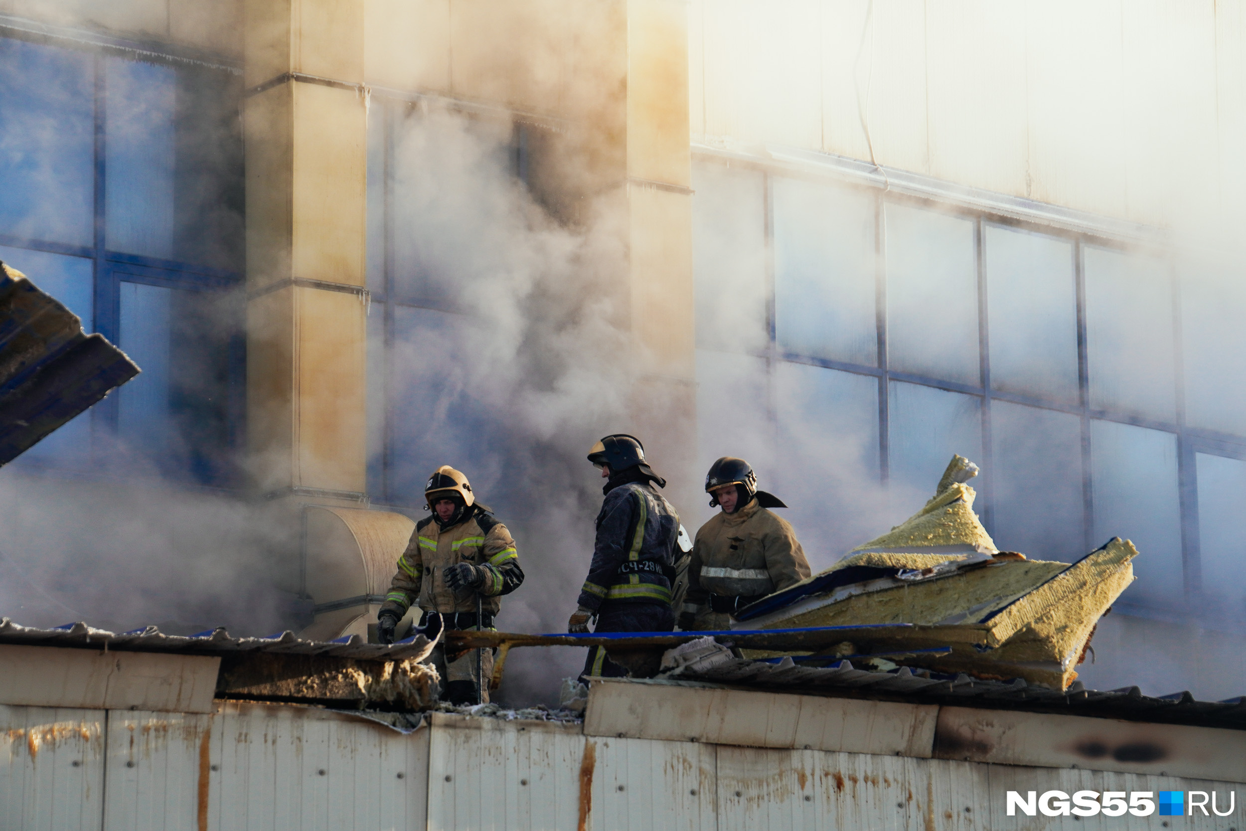 В Новокузнецке загорелось здание городской больницы: в МЧС рассказали подробности