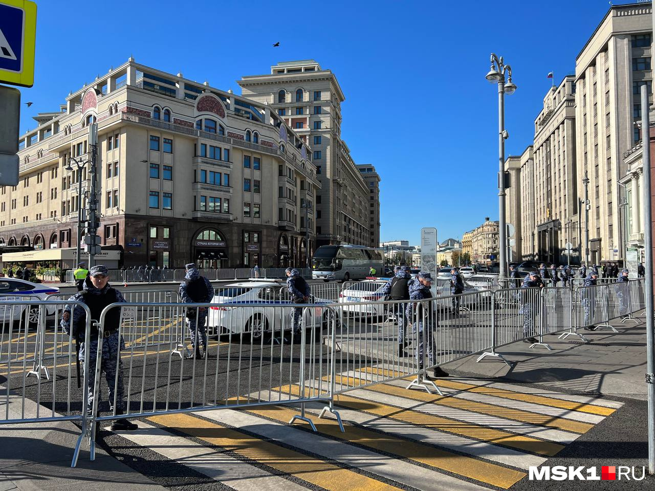 Церемония прощания с Михаилом Горбачевым и похороны экс-президента СССР на  Новодевичьем кладбище в Москве: хроника, фото и видео, 3 сентября 2022 г.  Похороны Горбачева - 3 сентября 2022 - ФОНТАНКА.ру