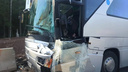 В ДТП с экскурсионным автобусом на трассе <nobr class="_">М-5</nobr> в Челябинской области пострадали 9 человек