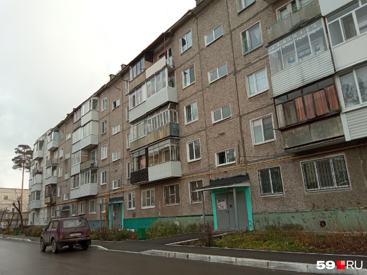Малышев вернулся в свою старую квартиру в пятиэтажке на окраине Перми