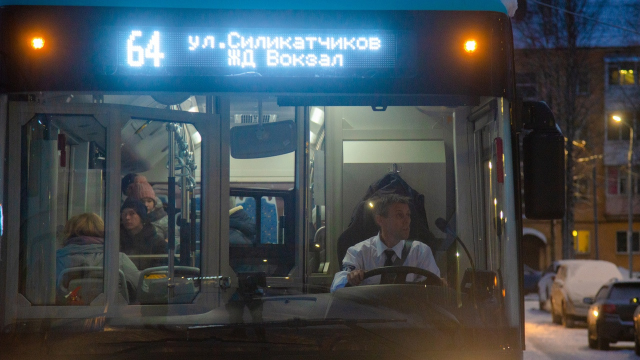 Поехали! Показываем новые автобусы в Архангельске снаружи и изнутри