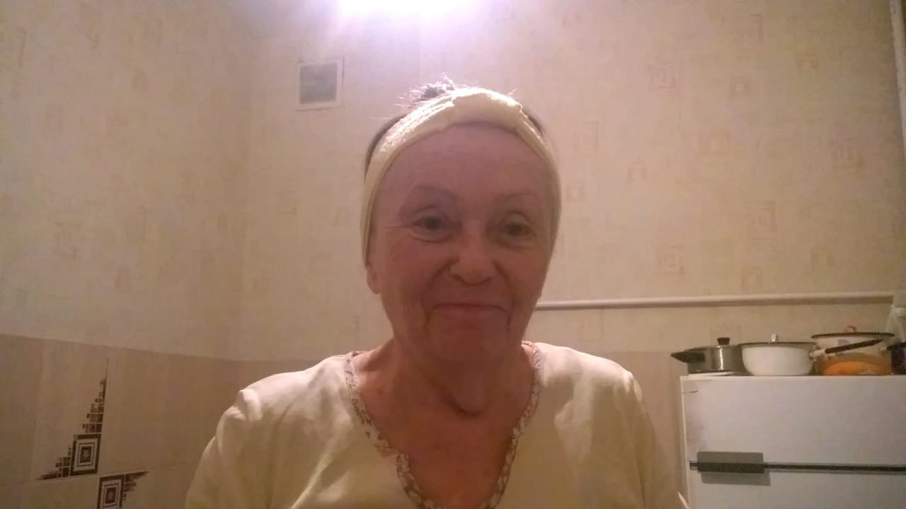 Руслана Ивановна жила одна, до пенсии работала стоматологом