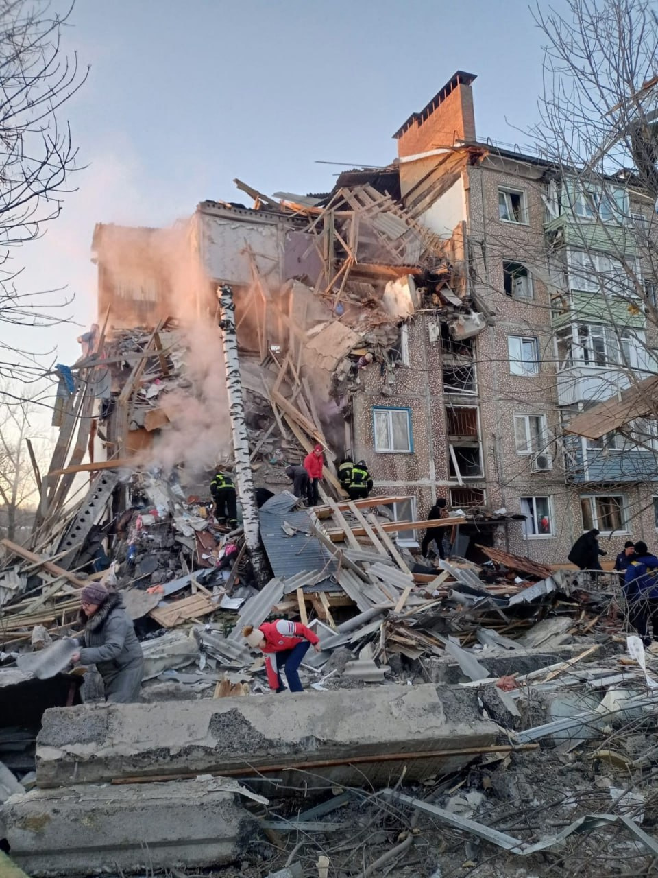 Администрация города Ефремова опубликовала несколько фото с места происшествия
