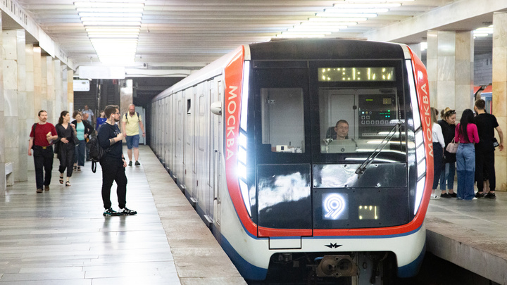 4 миллиона за спуск на рельсы. Московское метро выиграло суд против пассажира