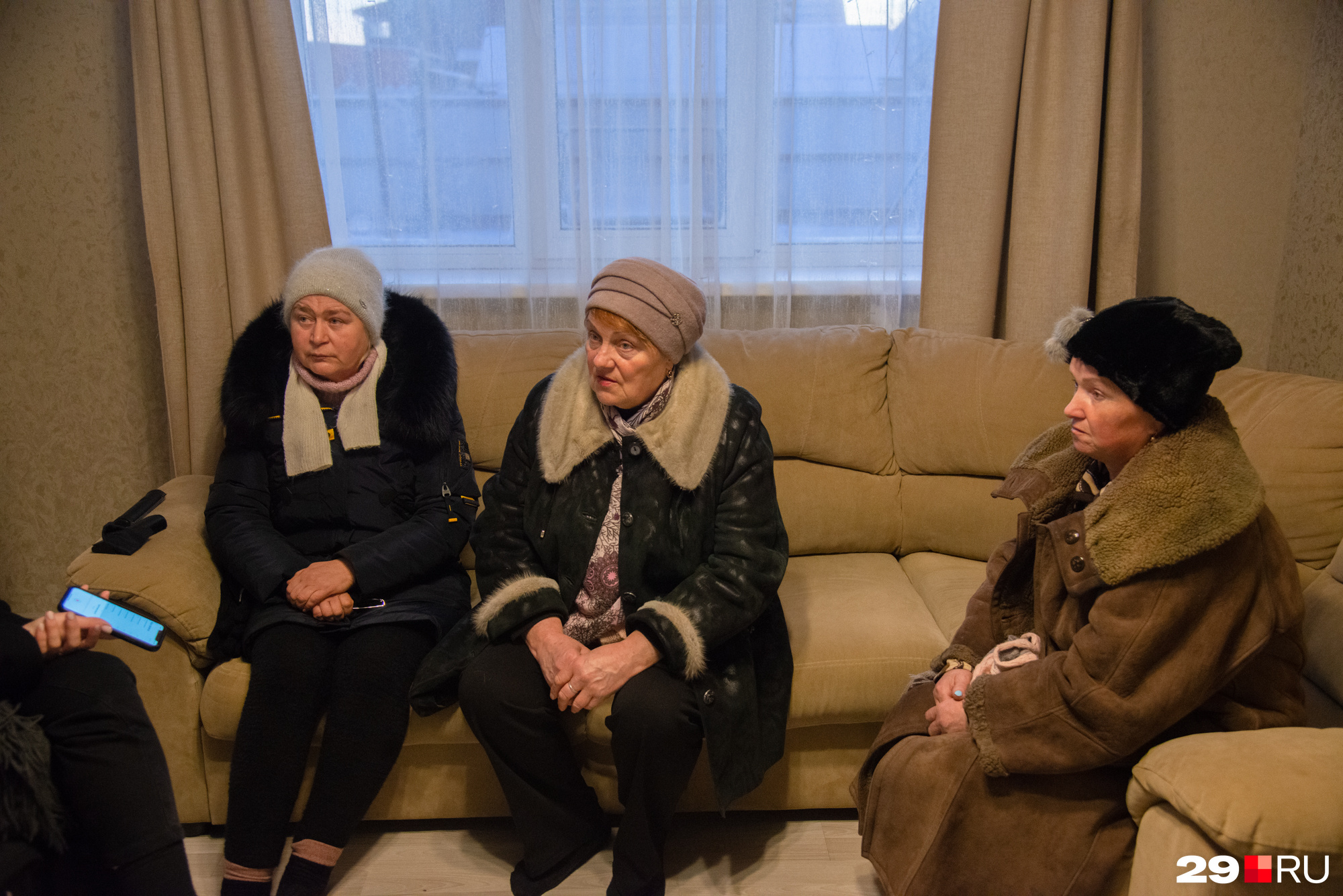 У женщин дома по несколько котов, теперь они за них волнуются У женщин дома по несколько котов, теперь они за них волнуются