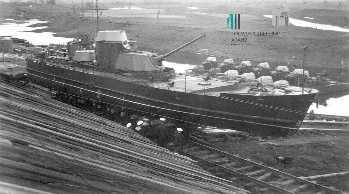 Молотовский бронекатер 1943 года выпуска Молотовский бронекатер 1943 года выпуска