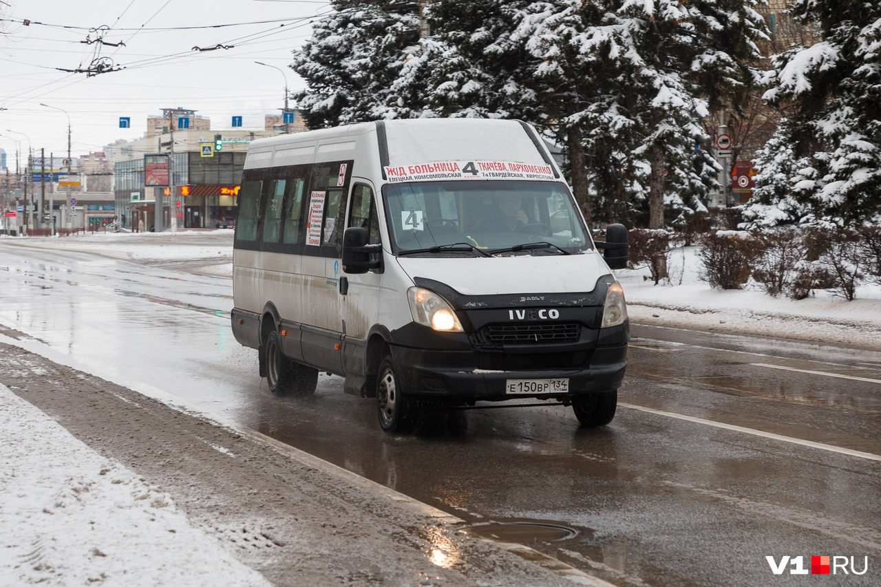 Волгоград маршрут 12. Маршрутка Волгоград. Автобус Волгоград 2022. Маршрут 31к Волгоград. Маршрут 31к Волгоград 2022 год.