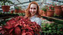 Лук заменили на цветы — и бизнес расцвел: история красивой садовницы из Новосибирска, у которой больше 100 000 цветов