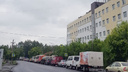 «Простояли два часа»: в Кургане закрыли магистральный мост и начали ремонт дороги на соседней улице