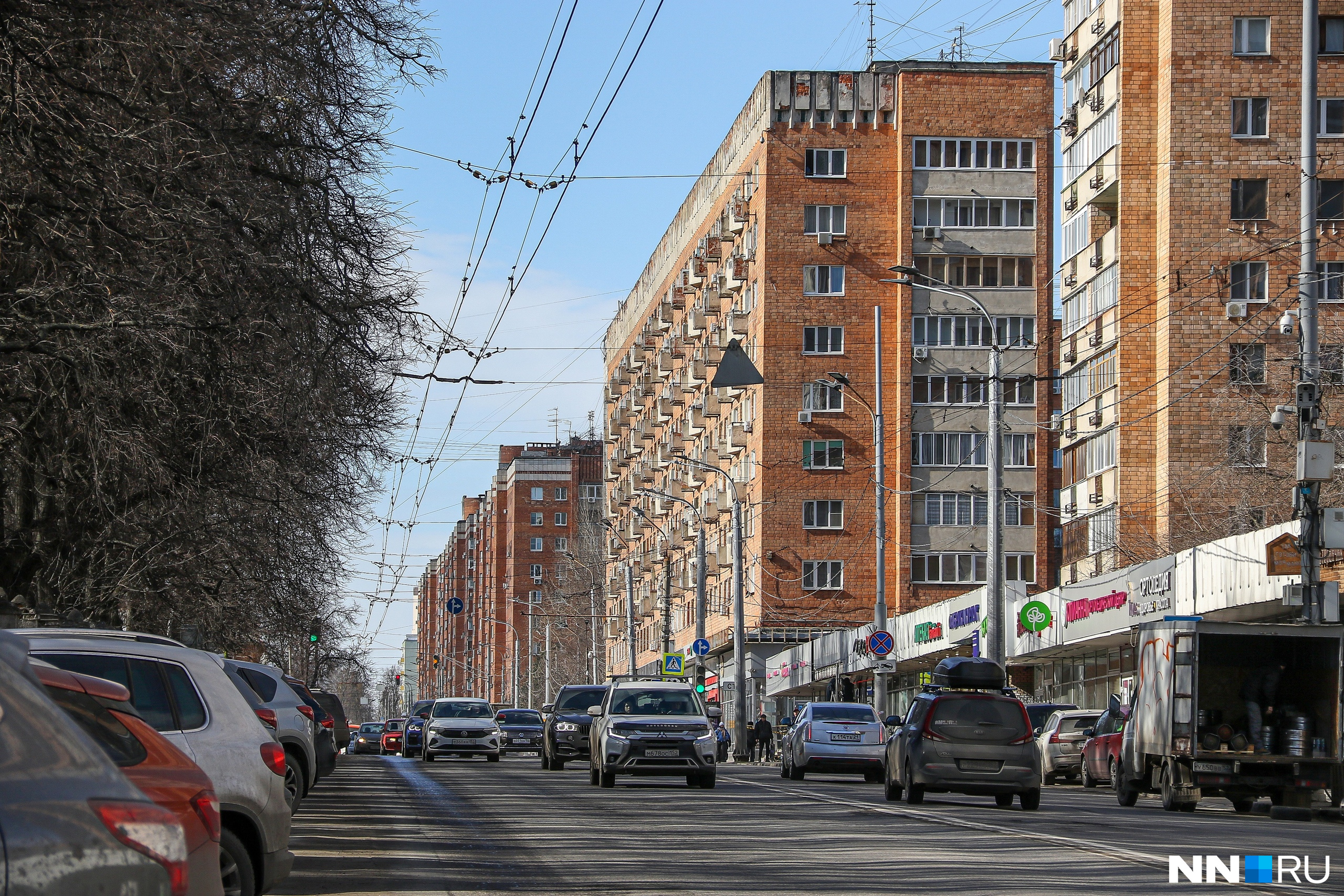 В Нижнем Новгороде надо продать две с половиной двухкомнатных квартиры, чтобы купить одну такую же в Москве