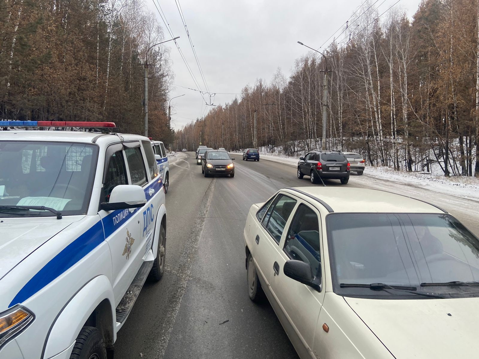 Тв миасс сегодня. Миасс авария на Тургоякском шоссе сегодня. Авария Тургоякское шоссе в Миассе июль 2022. Город Миасс ДТП Тургоякское шоссе Машгородок 01.11.2022. Авария в Миассе сегодня на Тургоякском шоссе Лепешковая.