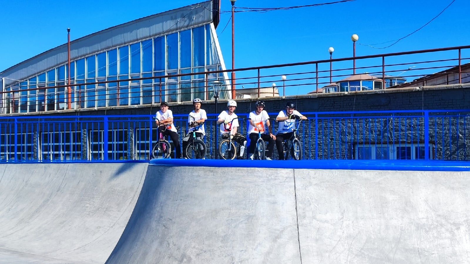 На месте бывшего котлована у «Летура» открыли скейт-парк