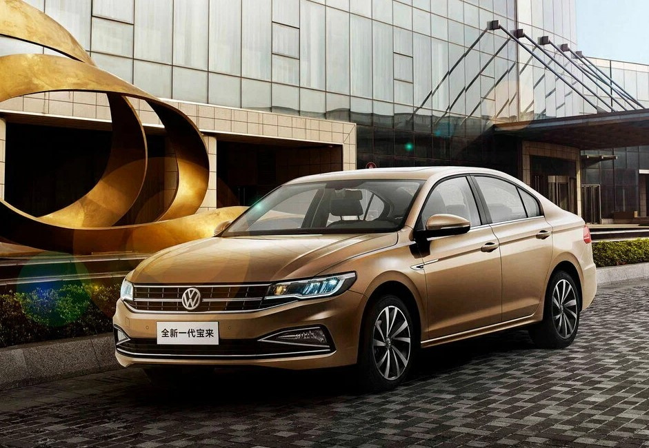Китайская версия VW Bora имеет длину 4663 мм — на пару сантиметров короче соплатформенной Skoda Octavia