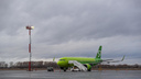 У самолета, прибывшего в Новосибирск из Таджикистана, отказало шасси