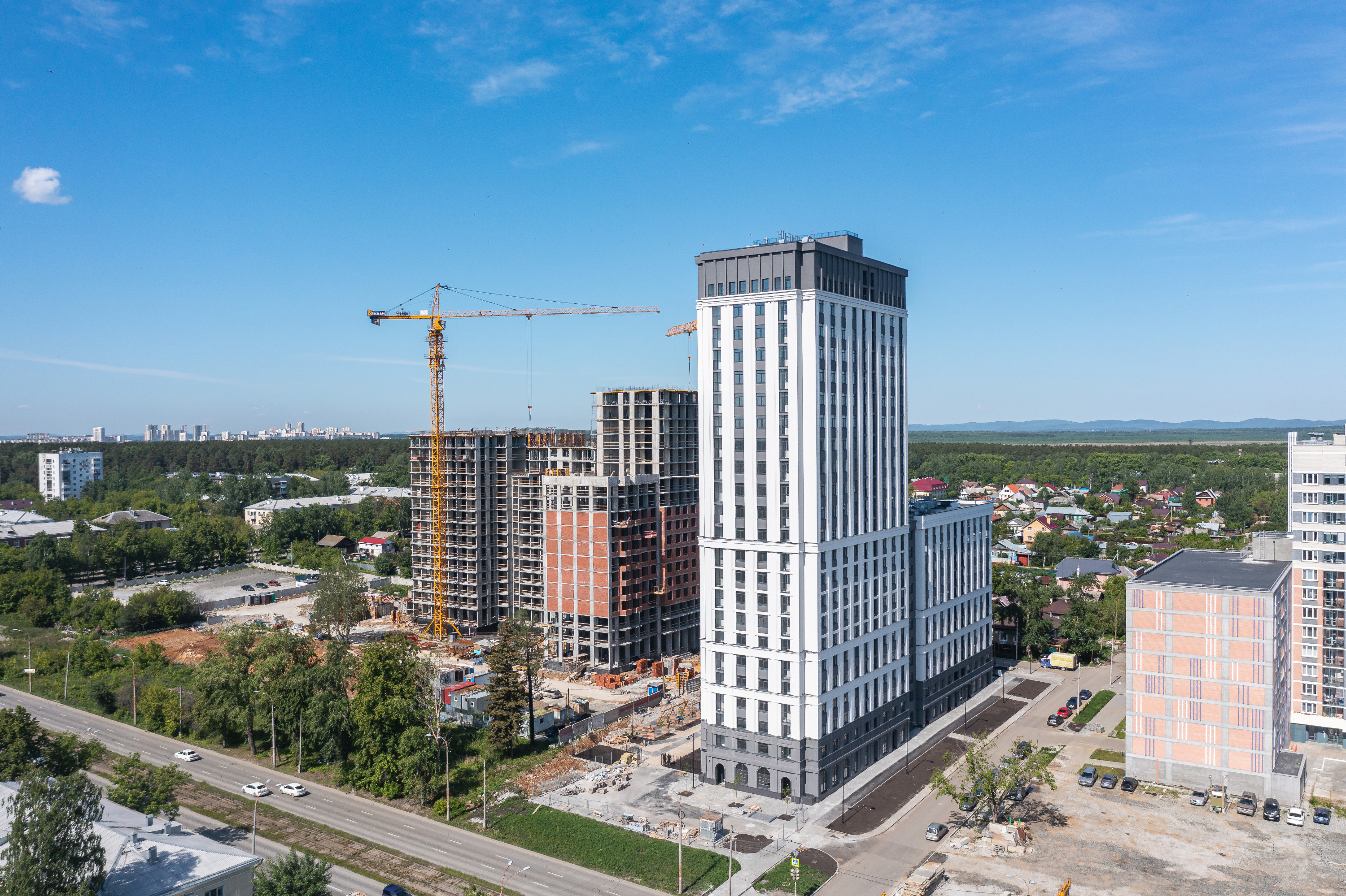 Park pobedy жк. ЖК парк Победы Екатеринбург. Екатеринбург Уралмаш ЖК парк Победы. ЖК парк Победы, ул. Бакинских Комиссаров Екатеринбург. Жилой комплекс победа Екатеринбург Уралмаш.