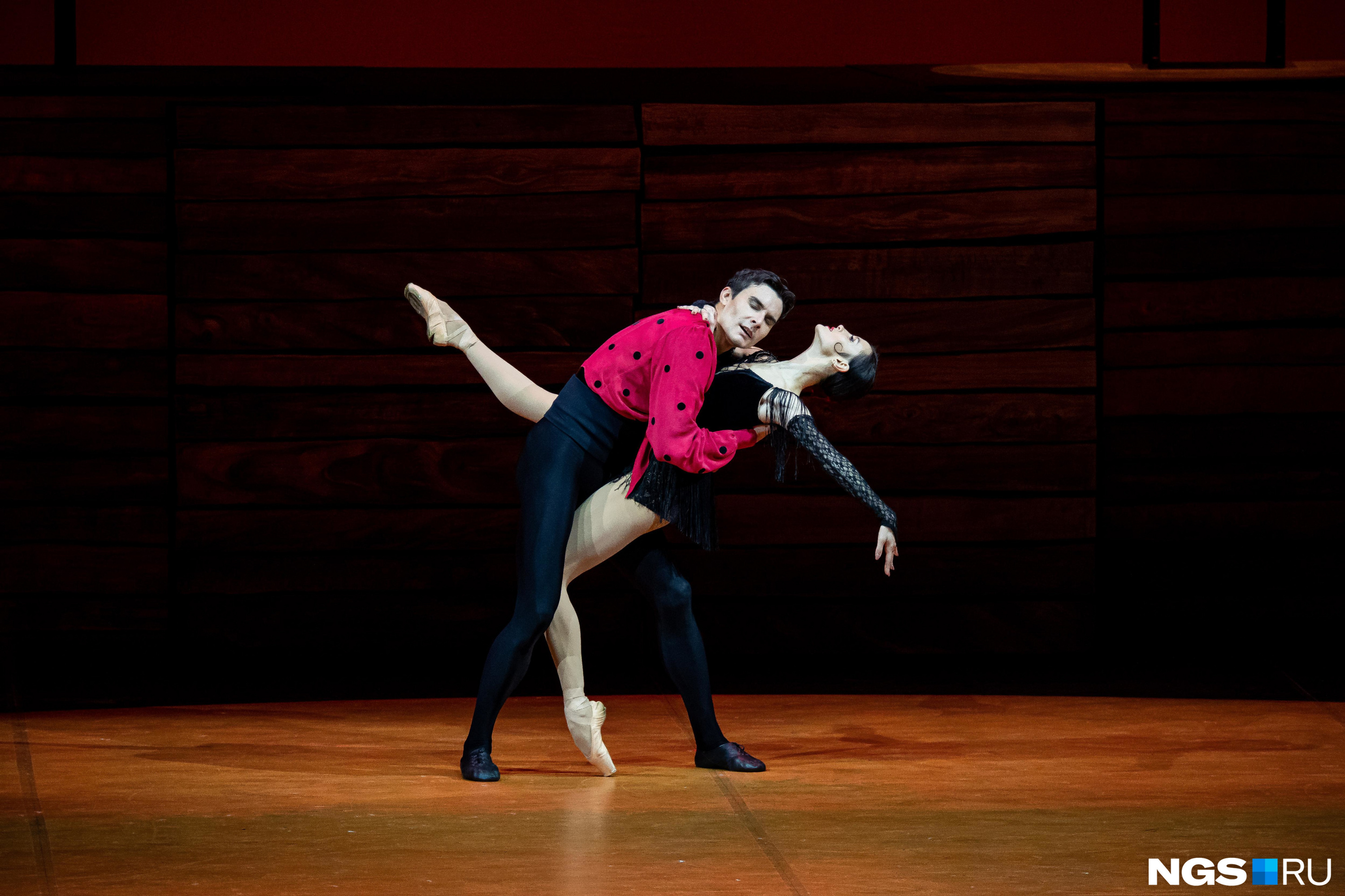 «Ничего ярче и эротичнее нет»: самый страстный балет НОВАТа и блестящий дивертисмент — 20 фото с закрытого показа