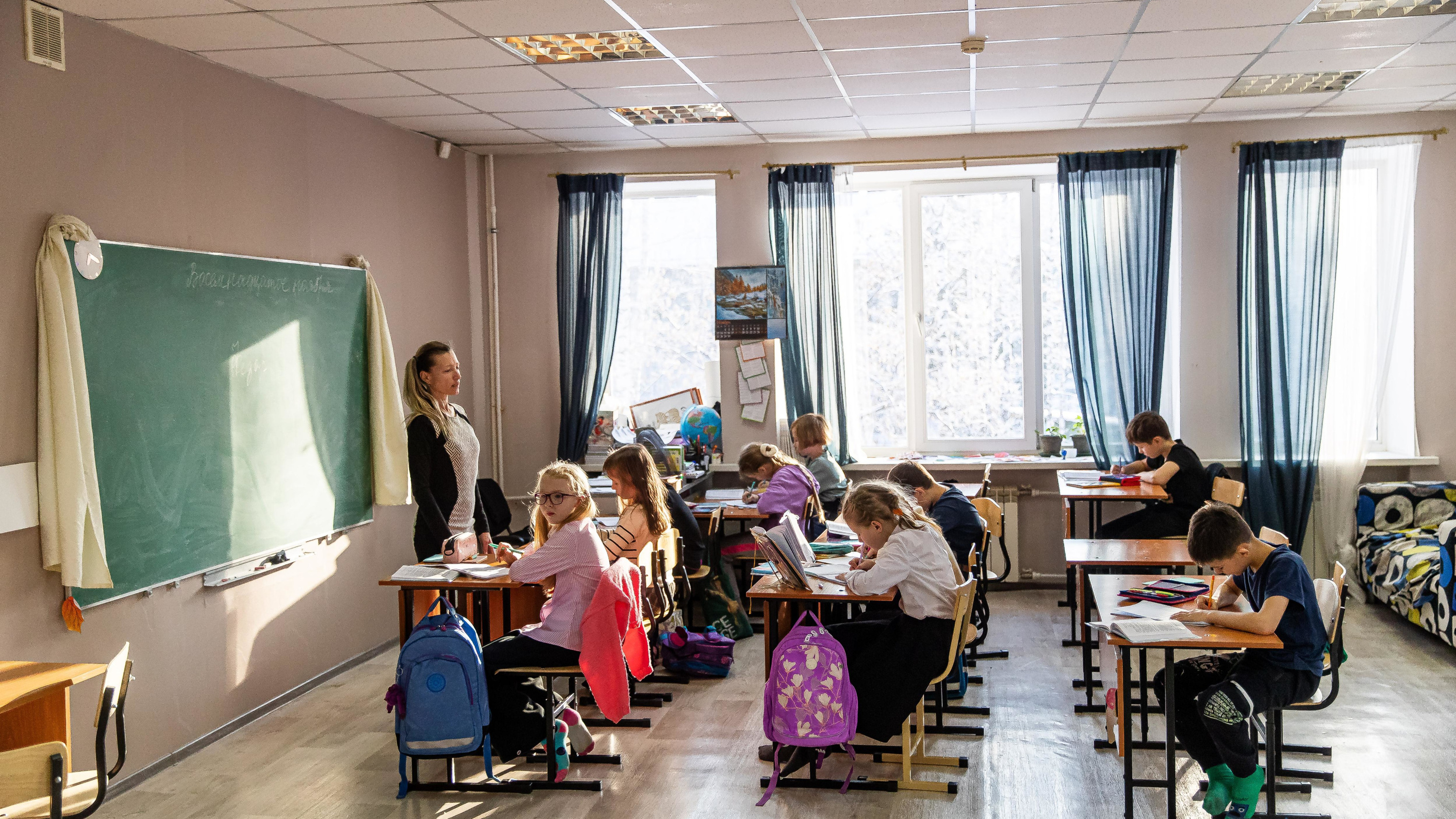 В Казани новый жилой массив обеспечат школой. А соседний поселок продолжает оставаться без нее много лет