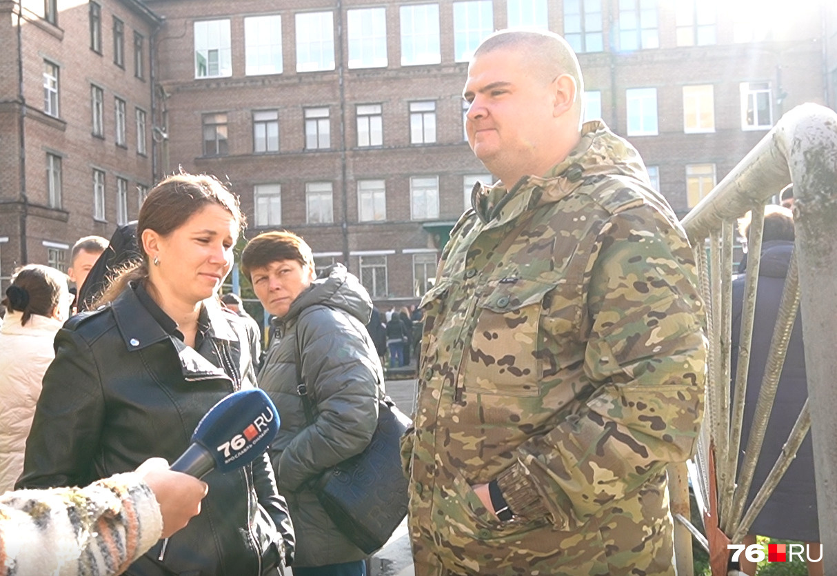 Сергей пришел в военкомат по повестке Сергей пришел в военкомат по повестке