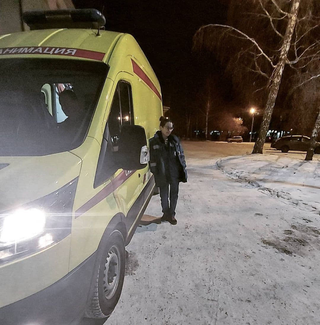 Виктория рассказала, что обычно в новогоднюю ночь меньше вызовов, но среди них бывают и забавные Виктория рассказала, что обычно в новогоднюю ночь меньше вызовов, но среди них бывают и забавные