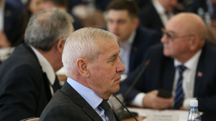 «Высказались все»: депутаты утвердили кандидатов на звание почетного гражданина Челябинска