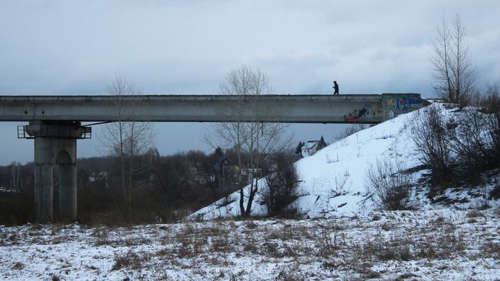 Мэрия Новокузнецка обследует опасный мост, который прокуратура требует снести