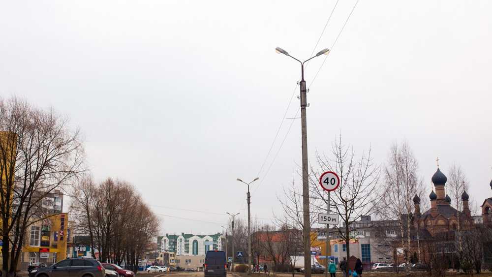 «Окна не открыть»: в Ярославской области объявили срочную проверку из-за жалоб на химозный запах
