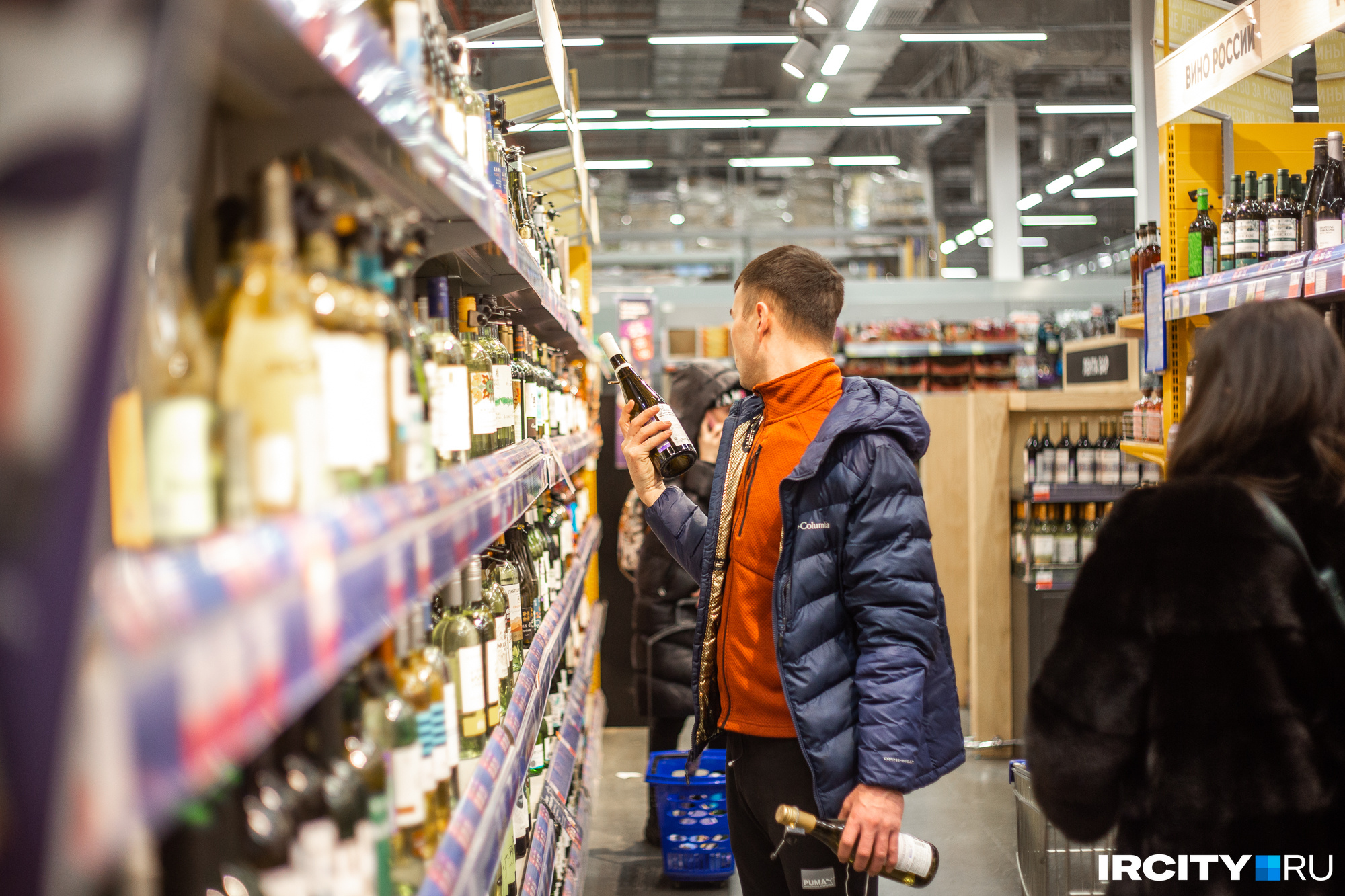 Большинство опрошенных высказались против ограничений продажи спиртного в Чите
