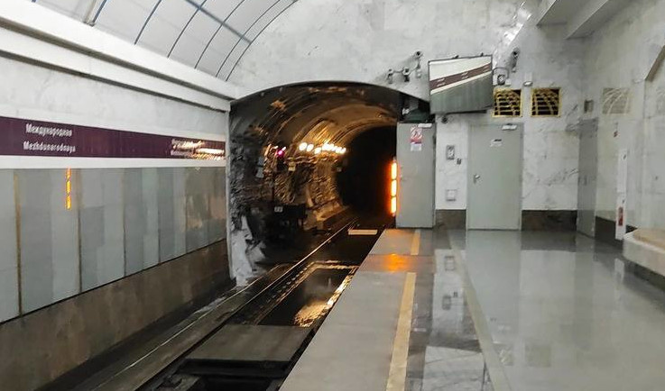 В метро Петербурга прорвало трубу с водой