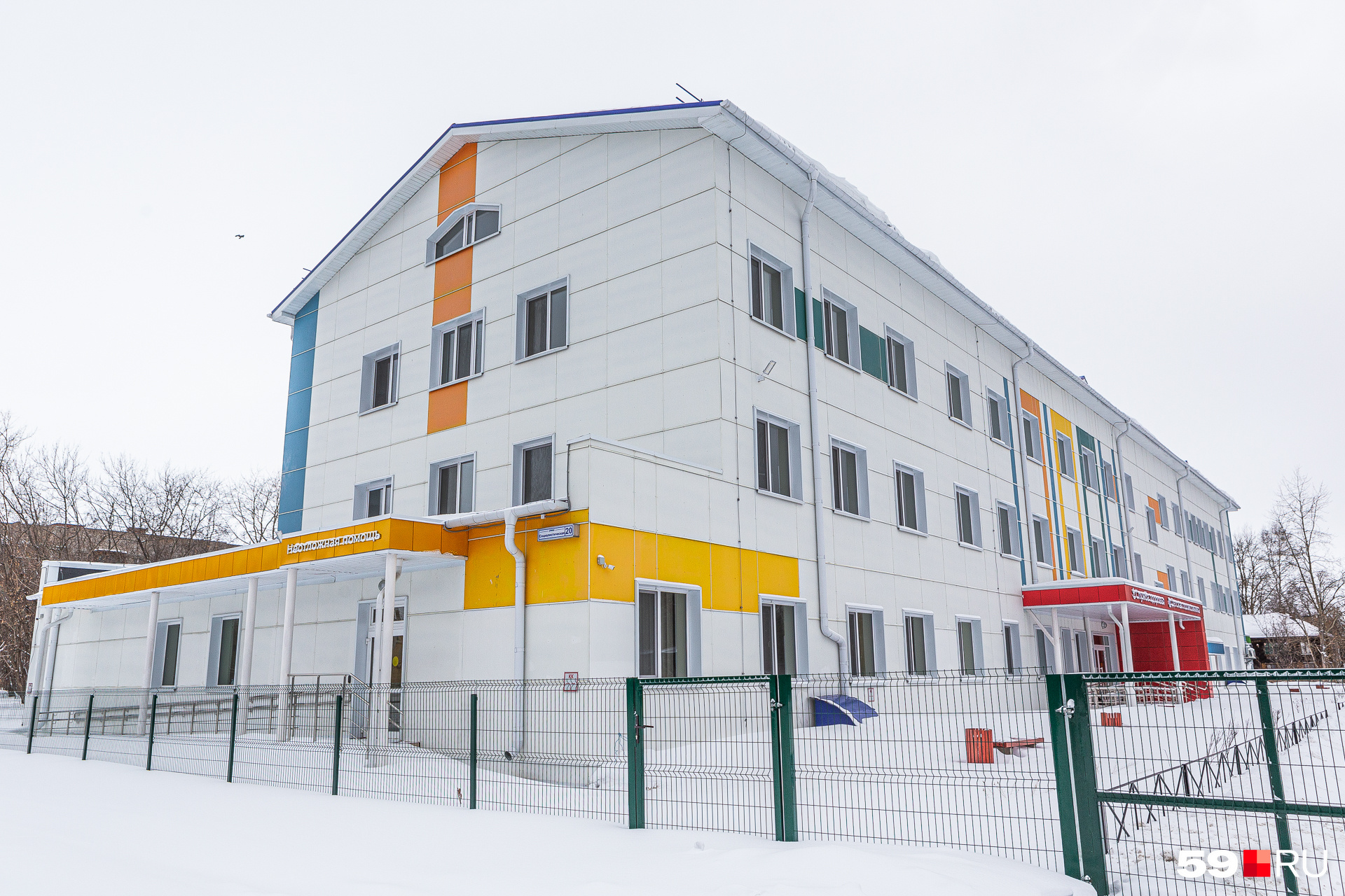 Жители Левшино давно ждут открытия новой детской больницы, но пока приема там нет