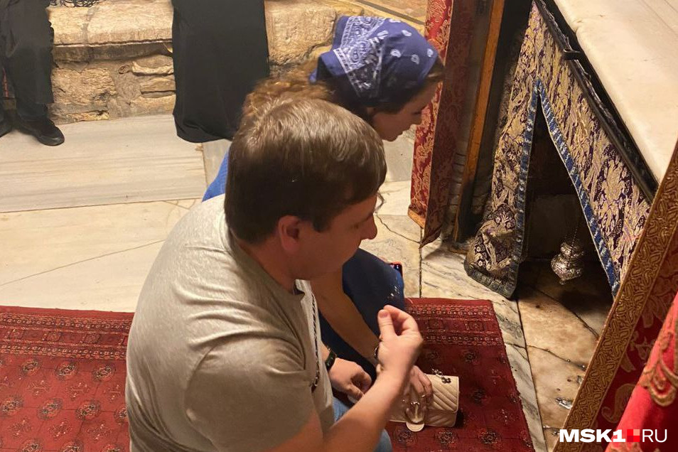 Храм воскресения христова в иерусалиме благодатный огонь. Схождение благодатного огня в иерусалиме 2022. Когда сходит благодатный огонь в иерусалиме 2024. Когда сходит благодатный огонь в иерусалиме 2024. Благодатный огонь в иерусалиме 2021.