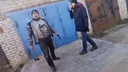 «Прилетел удар в голову»: переславский блогер устроил разборки с новыми владельцами своего гаража