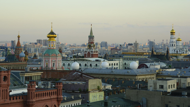 Планы на отпуск: 7 фотогеничных мест Москвы, где можно провести незабываемое свидание