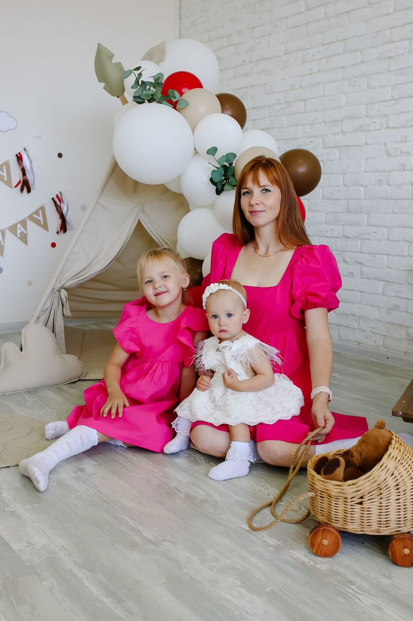 Людмила с дочками