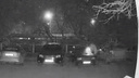Под покровом ночи: в Екатеринбурге школьники вскрыли несколько машин и попали на видео