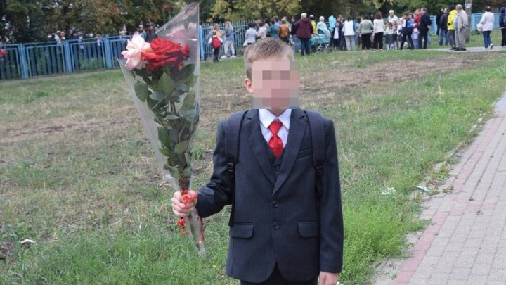Нижегородцы простились с убитым на Куйбышева 12-летним мальчиком