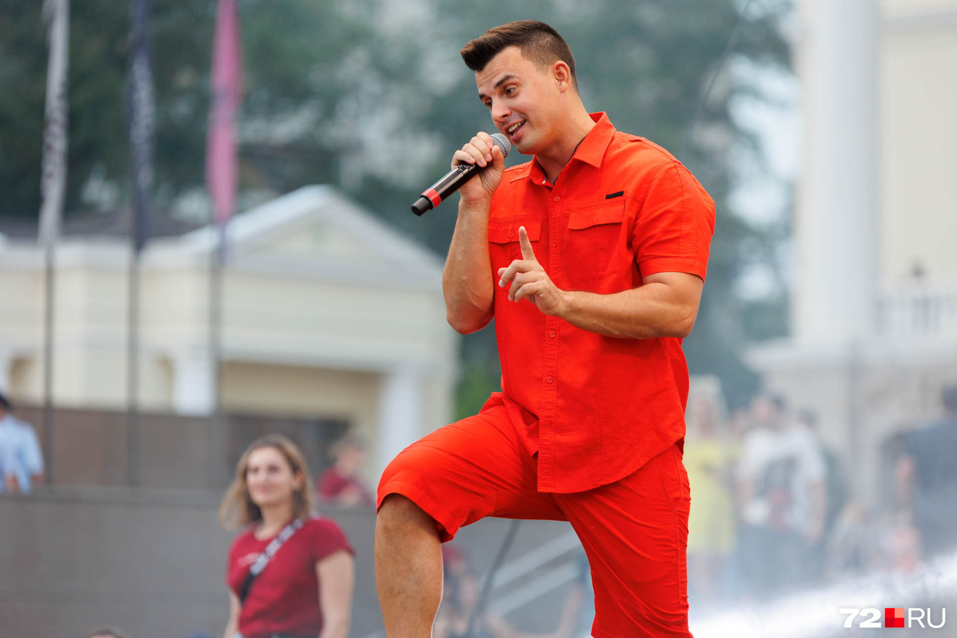 Согласно открытым данным, Кирилл Туриченко стал солистом российской поп-группы «Иванушки International» с 2013 года