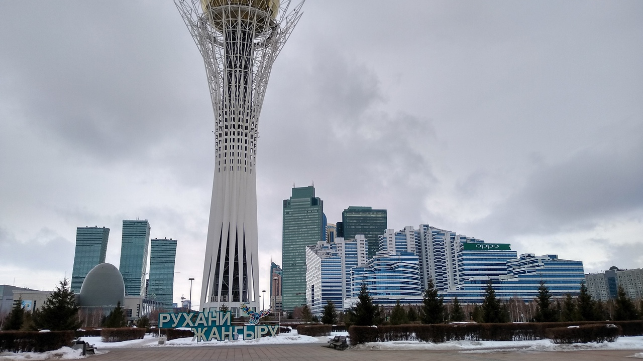 Казахстан снимает ограничения на въезд для россиян с <nobr class="_">11 апреля</nobr>