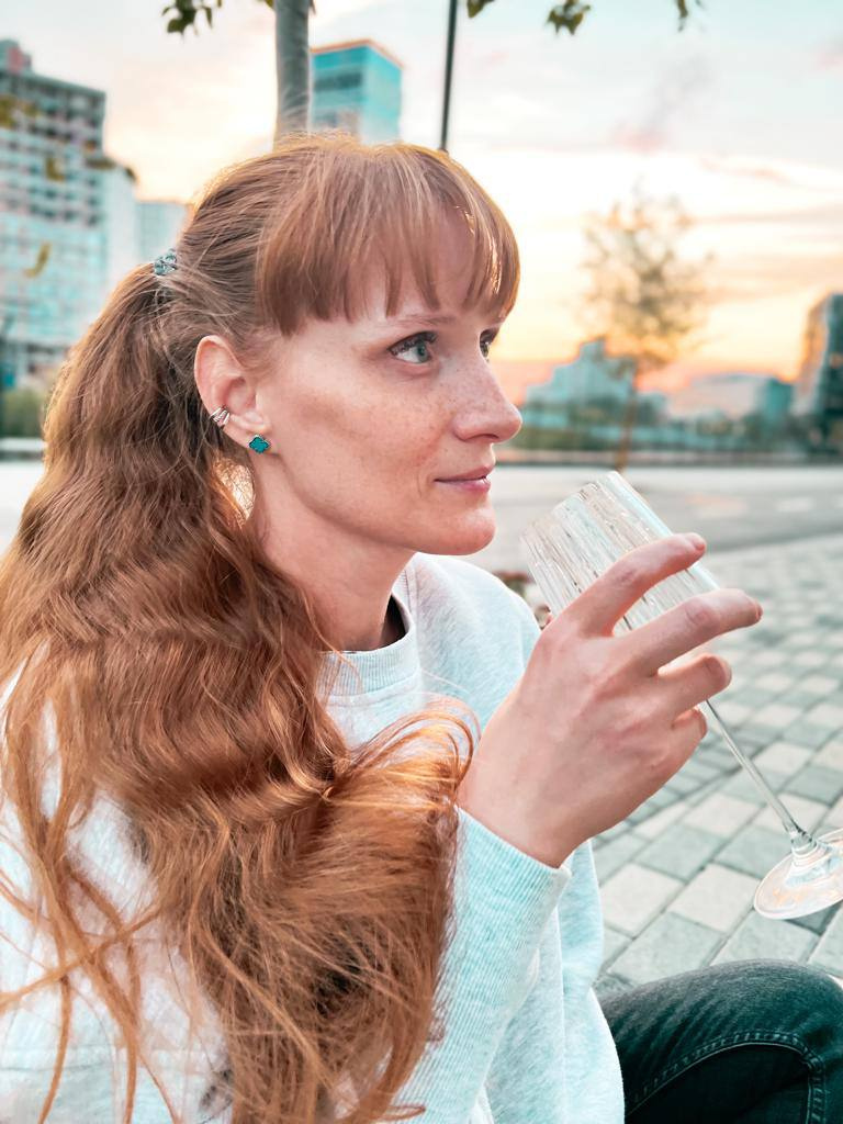 В детстве Людмила стеснялась из-за веснушек В детстве Людмила стеснялась из-за веснушек