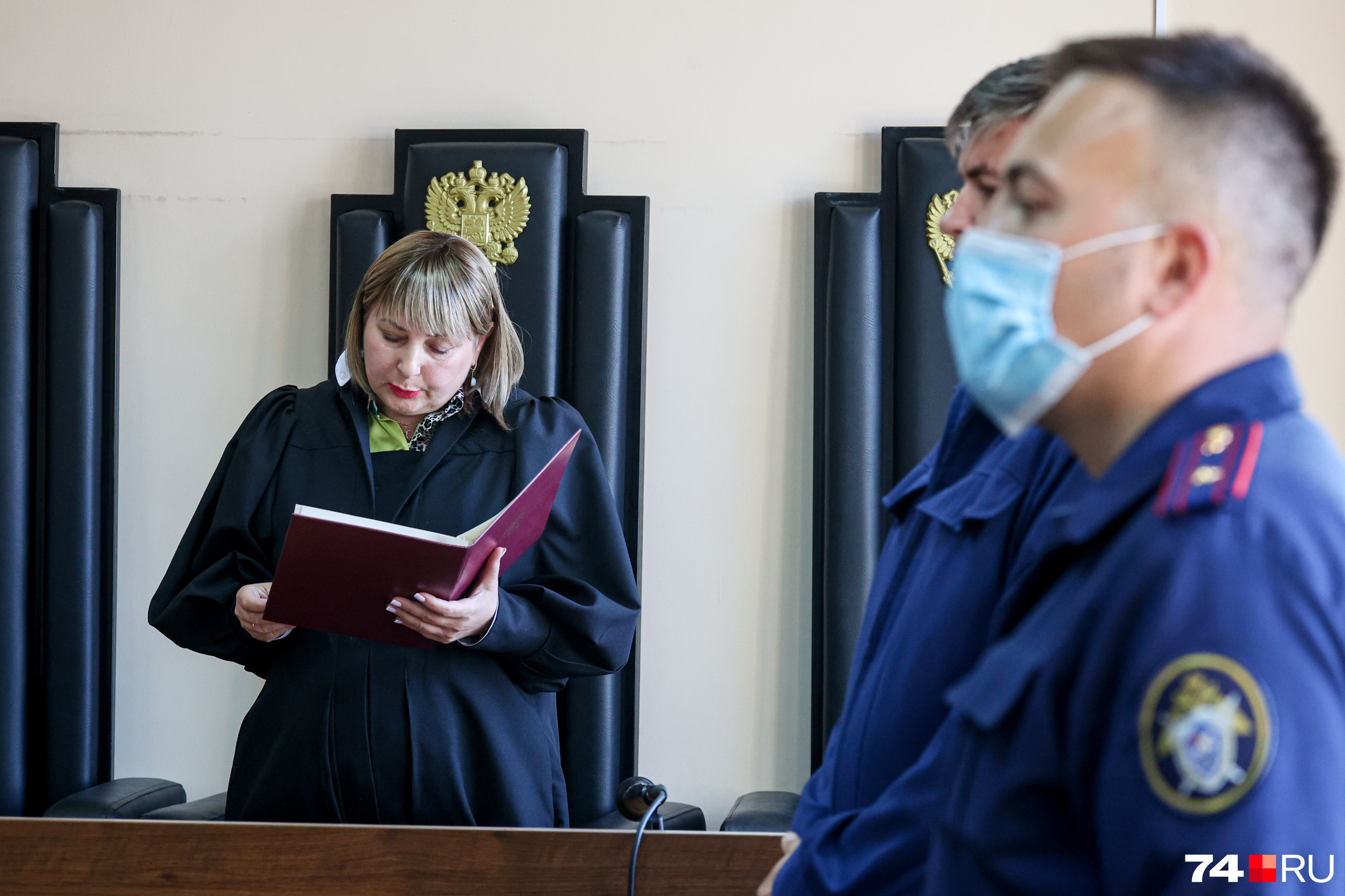 Судья Елена Черненко закрыла заседание от журналистов Судья Елена Черненко закрыла заседание от журналистов