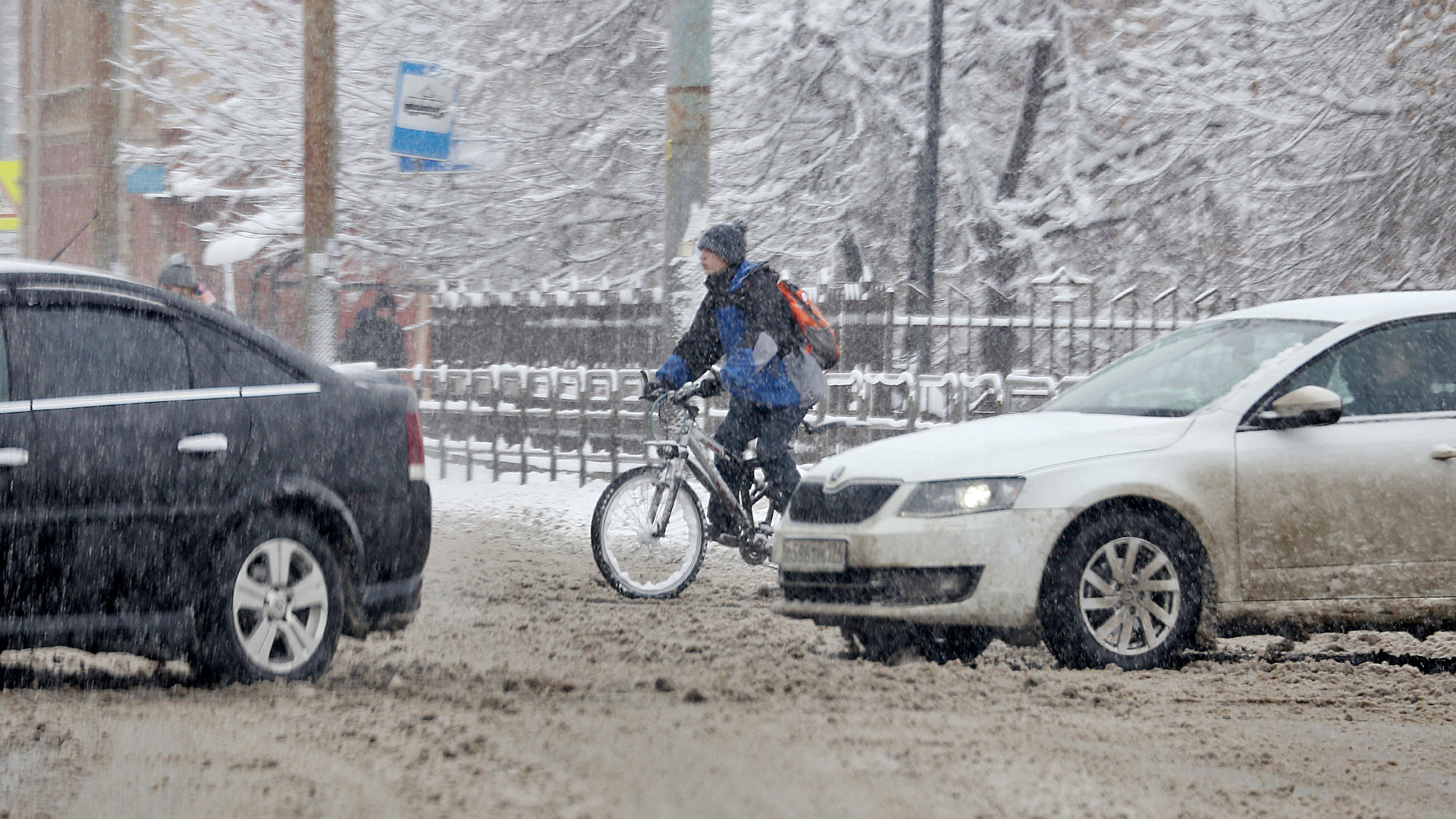 «И на дорогах, и на тротуарах — конфликты»: эксперт — о возможностях Челябинска стать удобным для велосипедистов