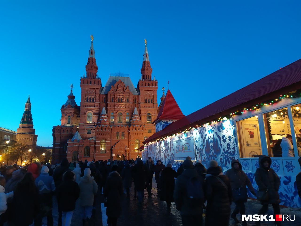 Москва красная площадь сейчас онлайн