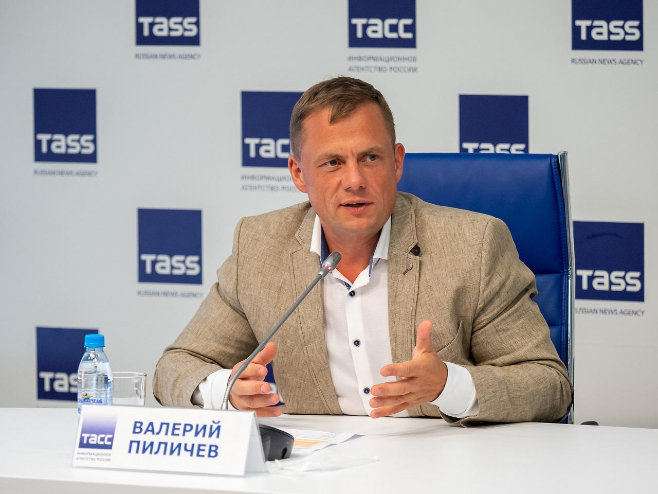 Директор СОФПП Валерий Пиличев расскажет, какими инструментами финансовой помощи уральские бизнесмены могут воспользоваться уже сейчас