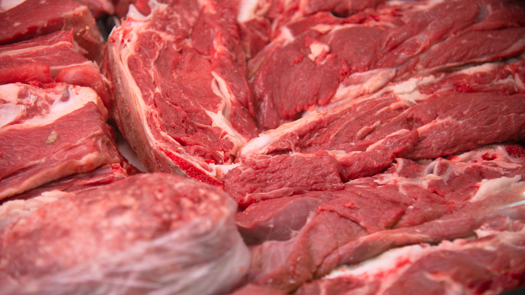 Роспотребнадзор Кузбасса изъял 112 килограммов опасного мяса