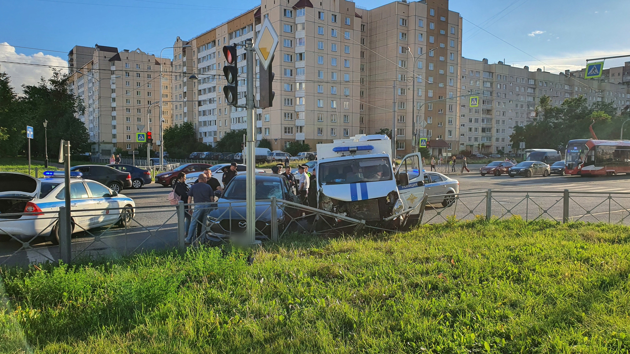 Дтп с маздой