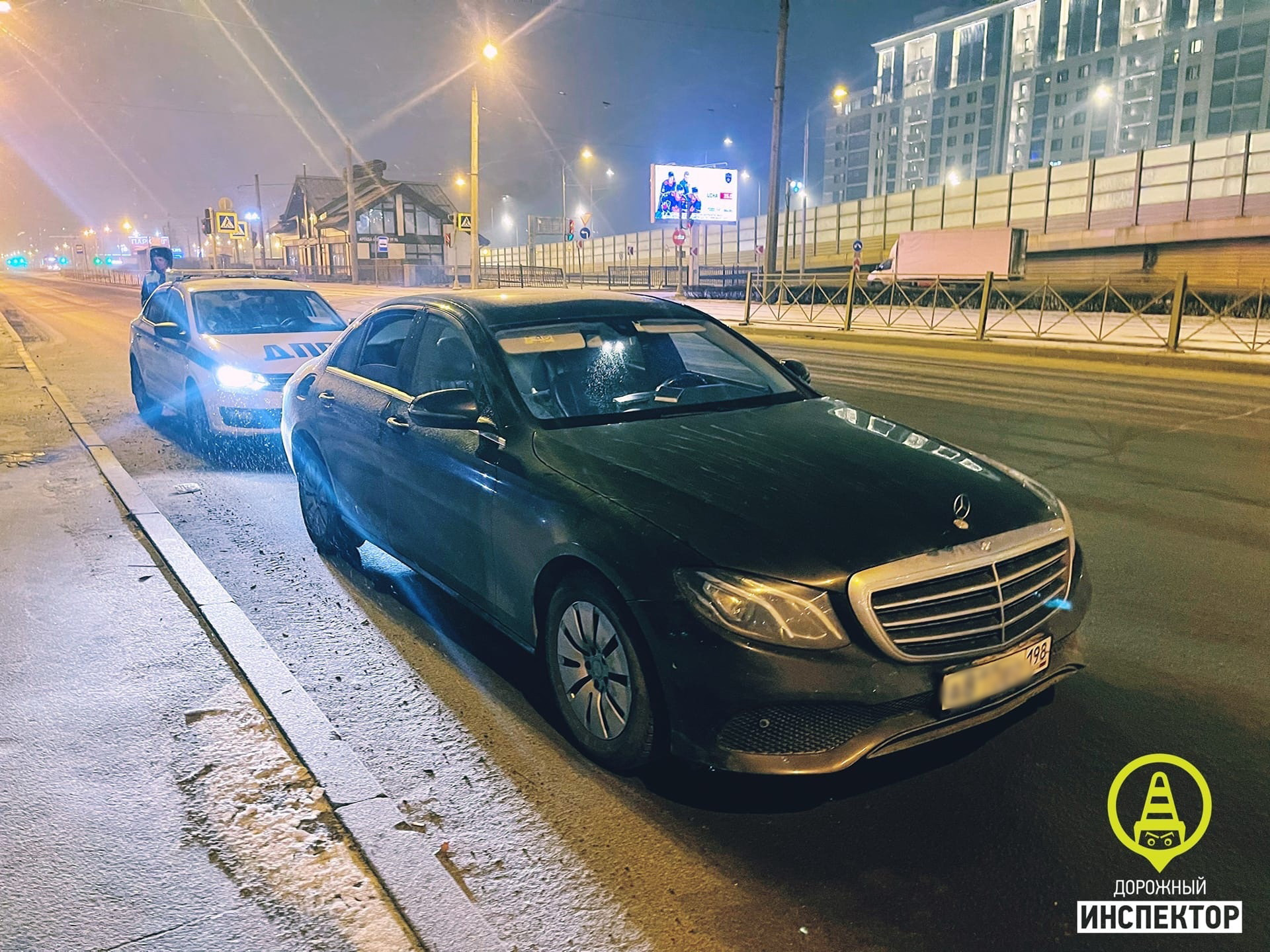 По Савушкина катался нетрезвый бездомный на «Мерседесе»