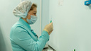 Северян будут прививать от ковида только одной вакциной: остальные сняты с производства