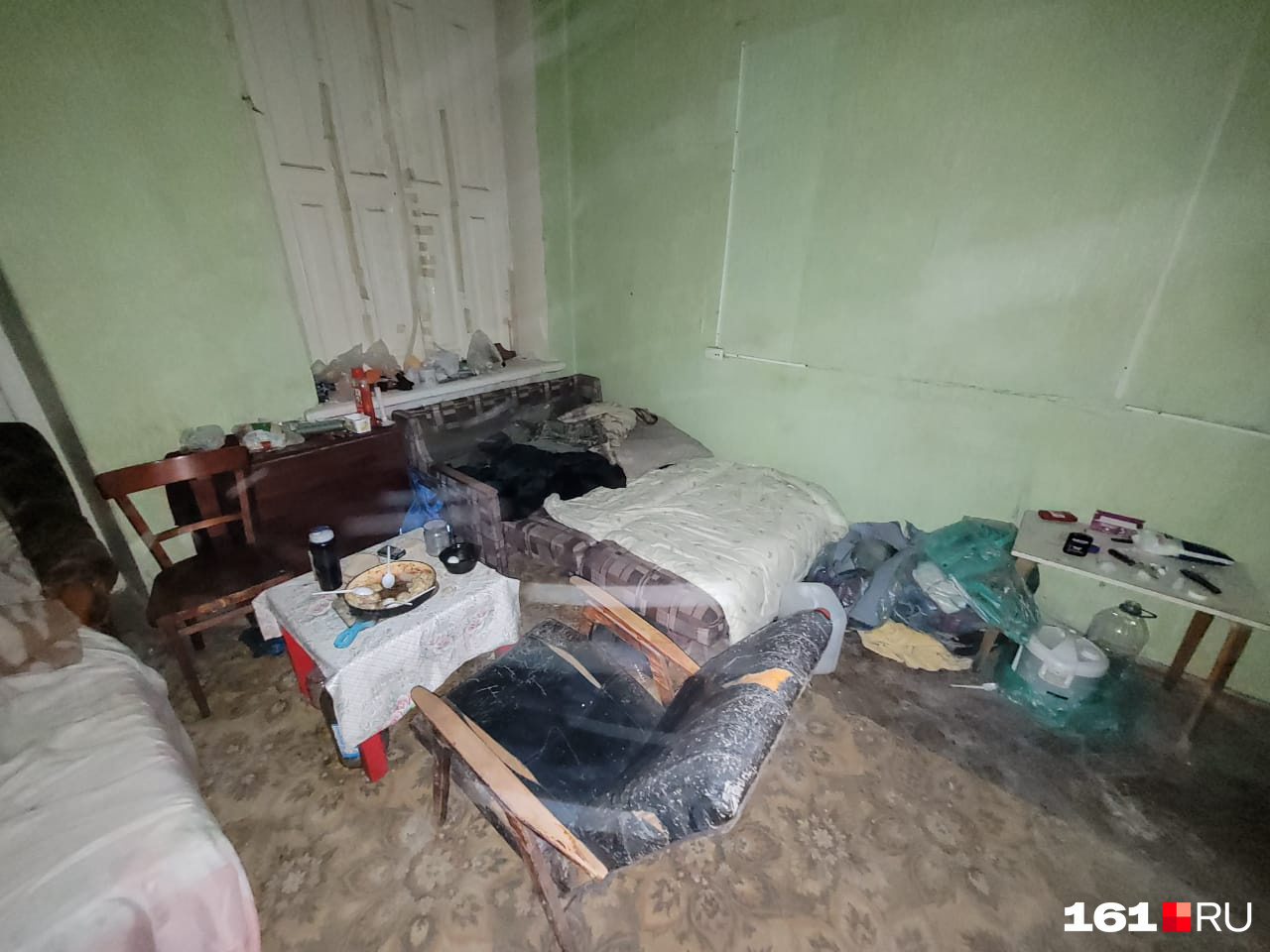 Жилая комната в нежилом доме Жилая комната в нежилом доме